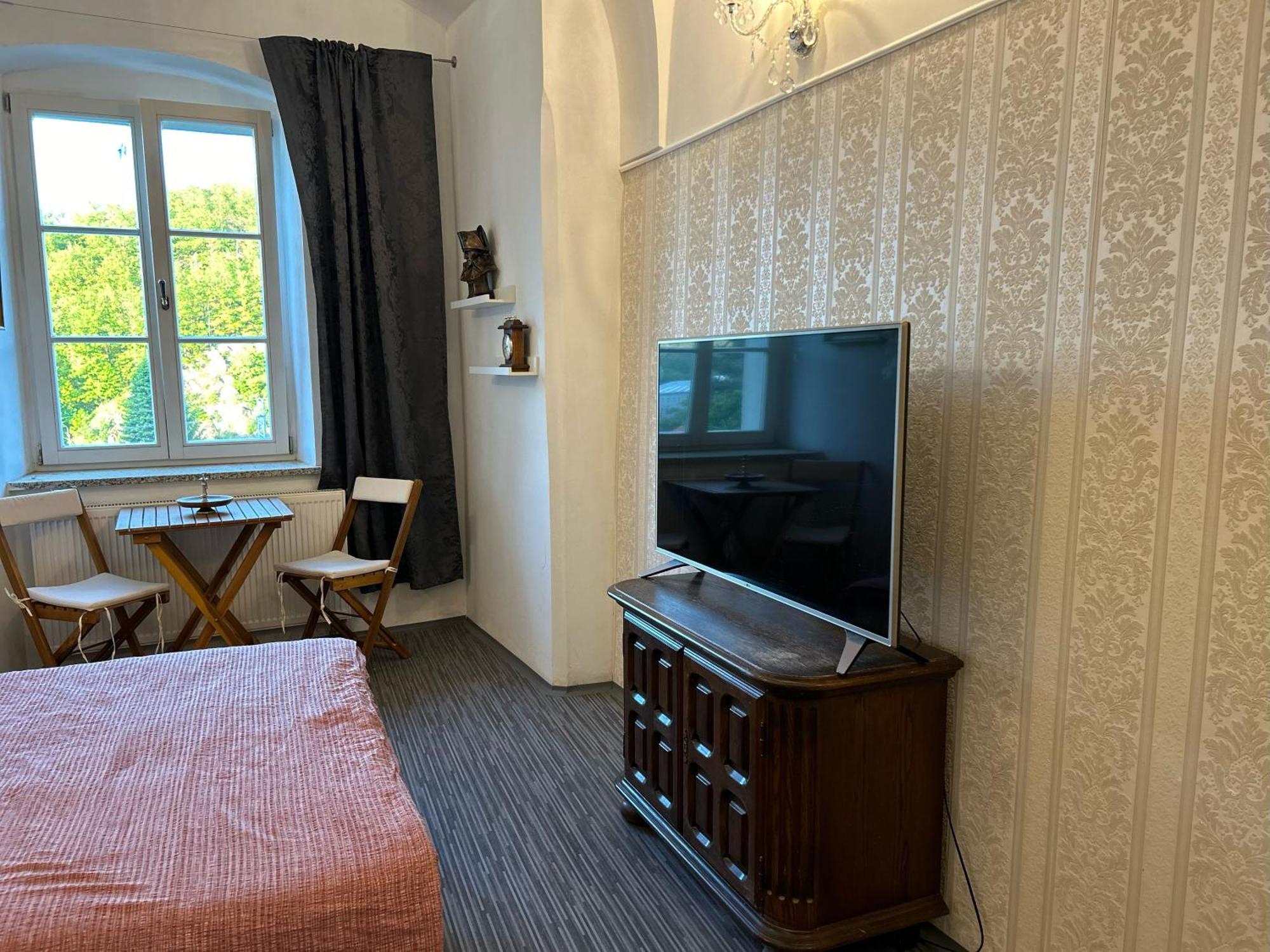 Ferienwohnung Rezidence Napoleon Loket Exterior foto