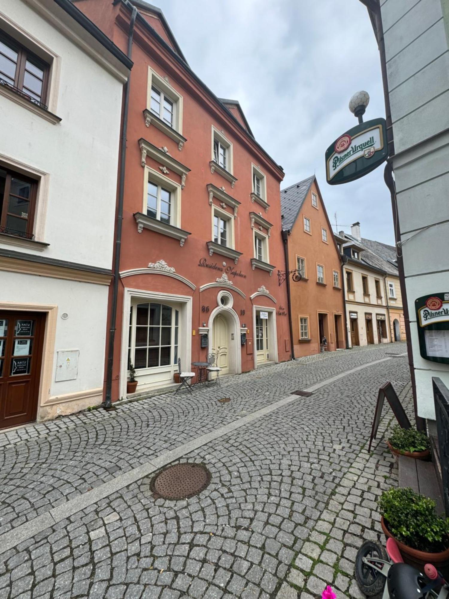 Ferienwohnung Rezidence Napoleon Loket Exterior foto